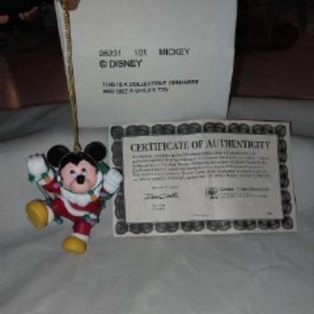 Disney Collectible Ornaments, Mickey, Minnie, Tramp, Pocahontas, Simba, & Meeko